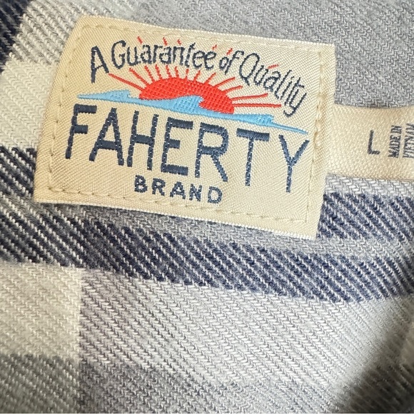 Farherty Men's Blue, Grey and White Flannel Shirt Sz L - Picture 6 of 8